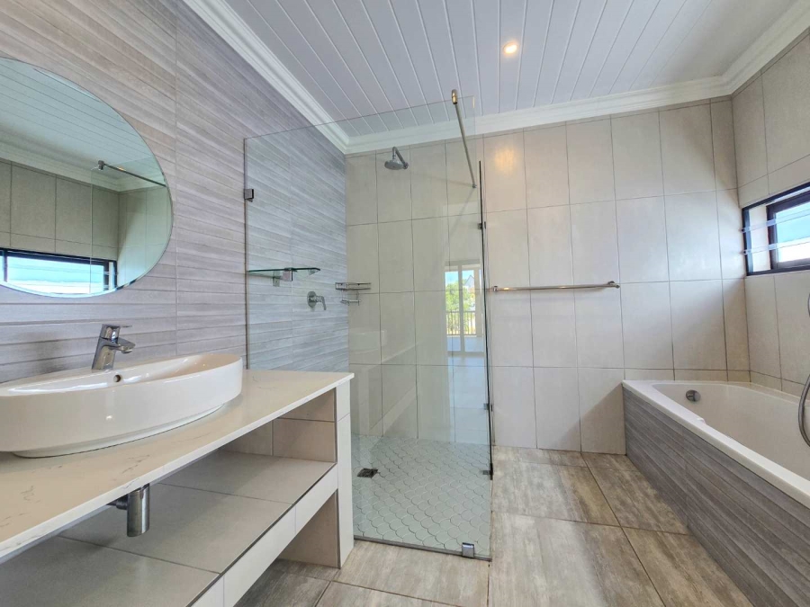 3 Bedroom Property for Sale in Stilbaai Wes Western Cape